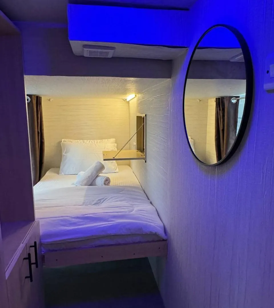 Capsule Room In Business Bay Near Downtown Dubai Capsule hotel